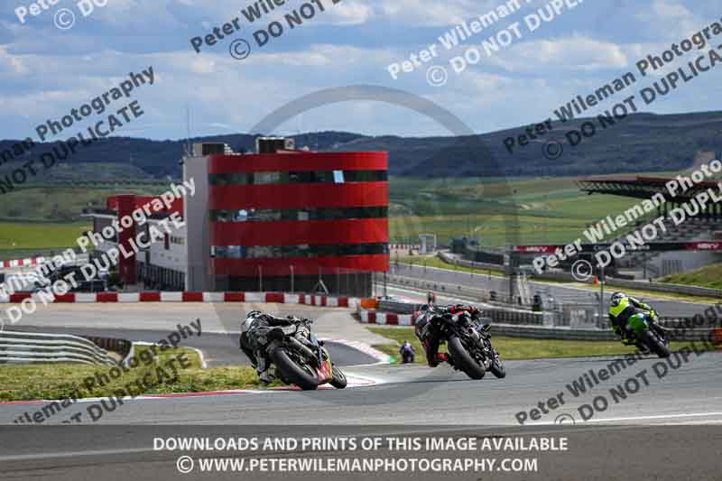 cadwell no limits trackday;cadwell park;cadwell park photographs;cadwell trackday photographs;enduro digital images;event digital images;eventdigitalimages;navarra;no limits trackdays;peter wileman photography;racing digital images;trackday digital images;trackday photos